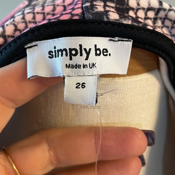 SIMPLY BE UK woman’s pink snakeskin pattern open front cardigan / stretch sz 26 - Picture 7 of 8